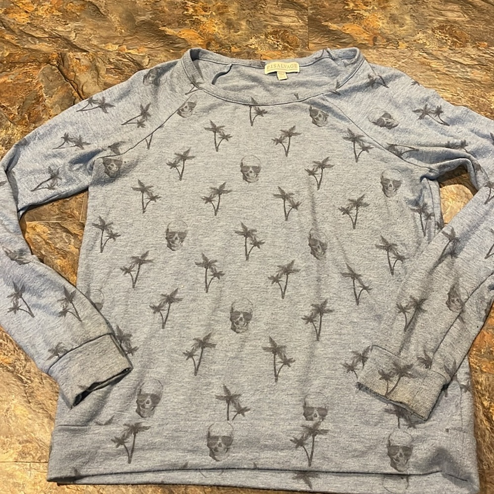 PJ Salvage skulls and palm trees top for women. Size small - Picture 3 of 8